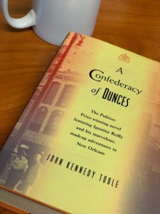 #BOOKREVIEW: ‘A Confederacy of Dunces’ #confederacyofdunces