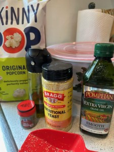 DIY Flavored Popcorn: A Delicious, Nutritious Alternative to Store-Bought Snacks
